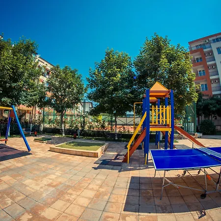 Riviera מלון רבדה