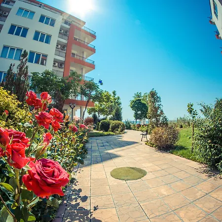 Riviera Διαμέρισμα Ράβντα