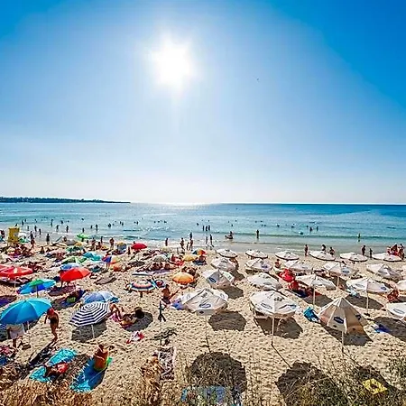 מלון Riviera