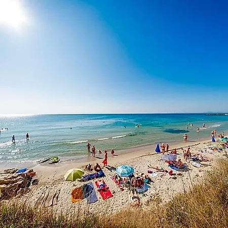מלון Riviera 4*