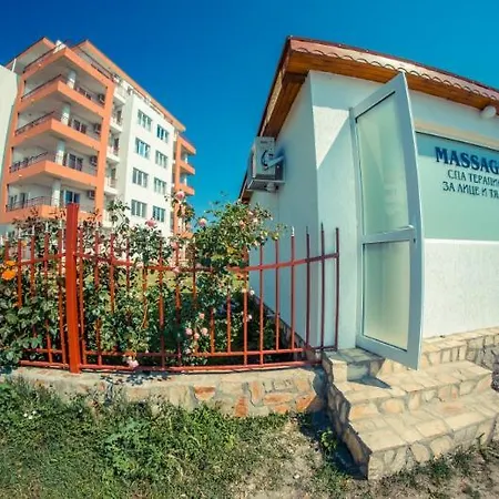 Riviera Szálloda Ravda