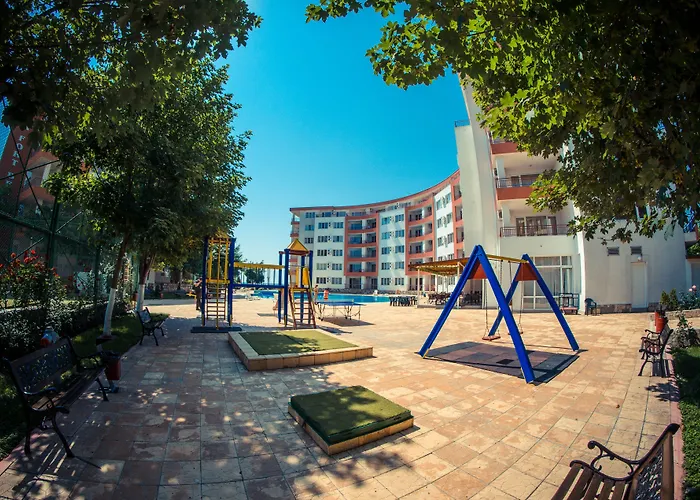 Riviera Хотел 4*