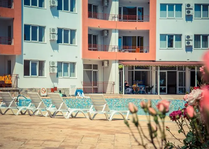 Riviera 4* Равда